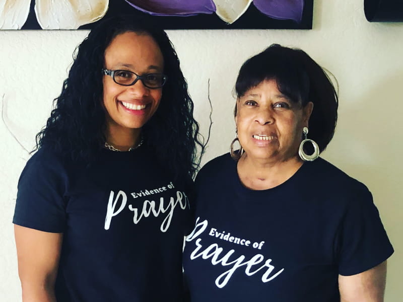 Alvis Whitlow (right) with her daughter, Marranda Edwards. (Photo courtesy of Marranda Edwards)