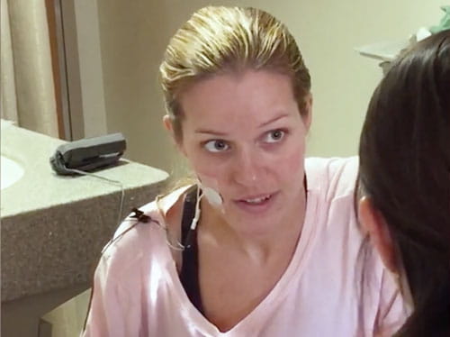 Tessa - heart disease survivor o consulting with doctor